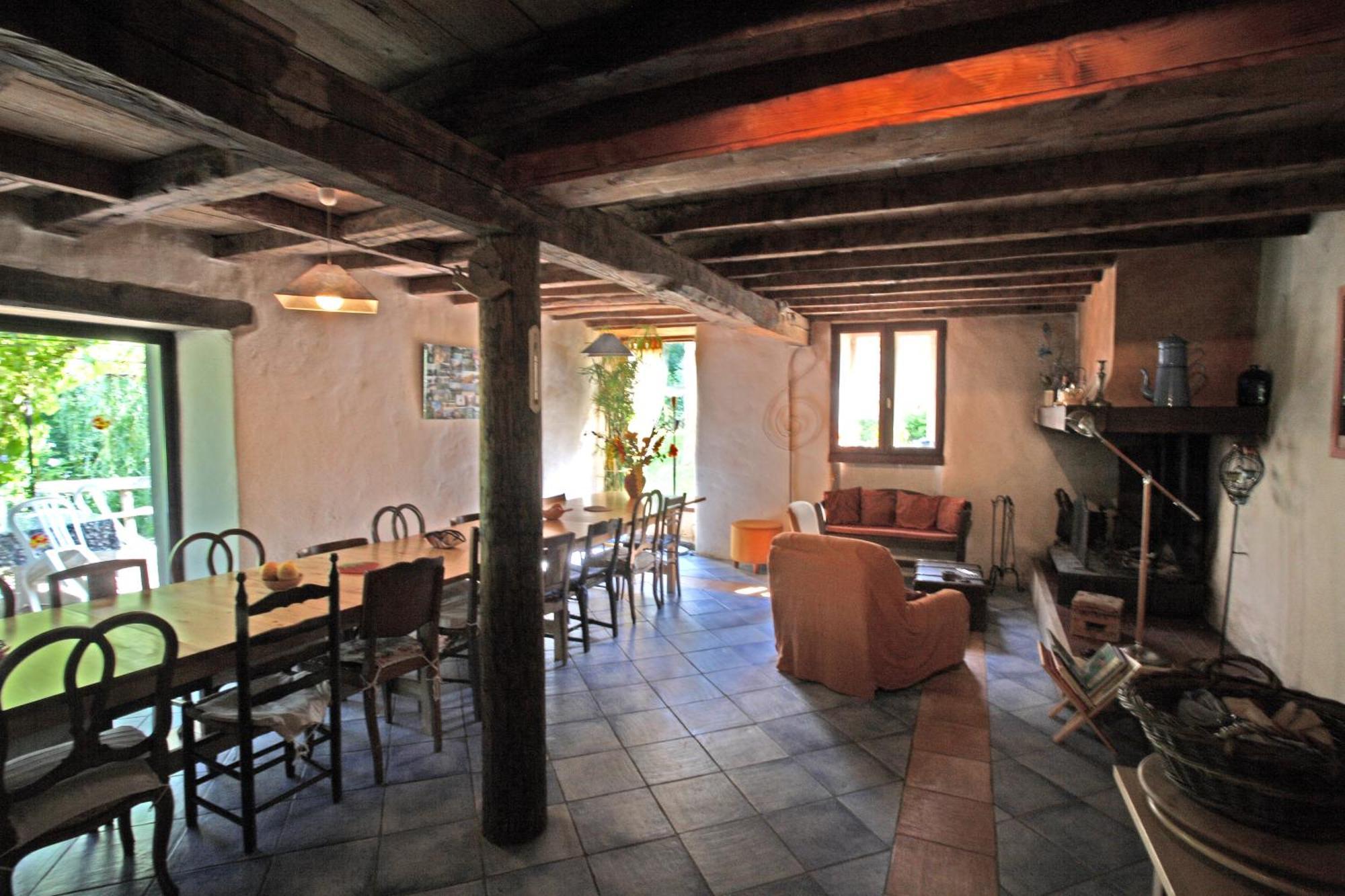 Bed and Breakfast L'Échappée Belle Lacourt Esterno foto